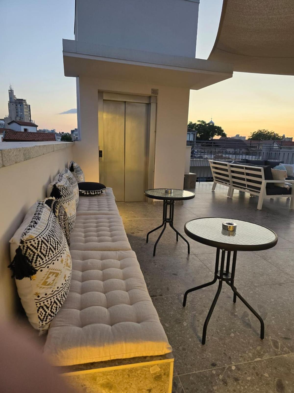 Martin Nicosia City Suites 외부 사진